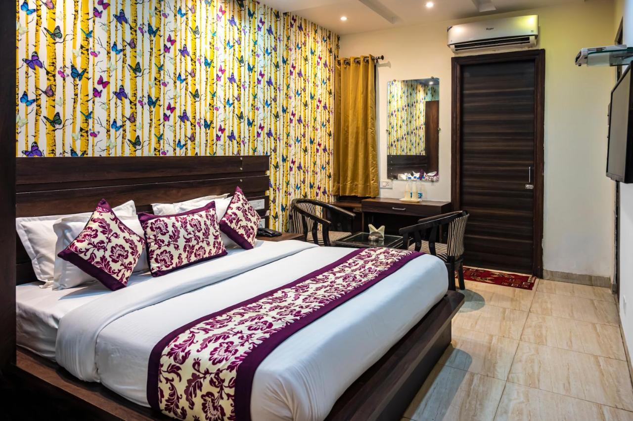 Hotel Royals Grand Galaxy Amritszár Kültér fotó